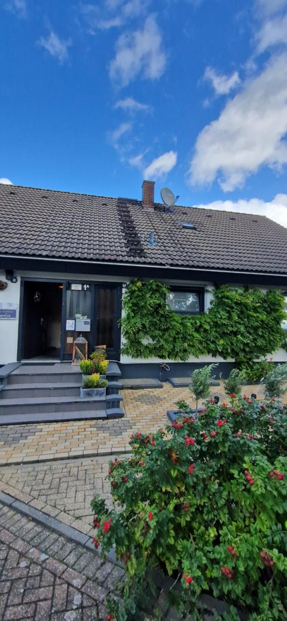 Bed & Breakfast Ravelin Rees Bagian luar foto