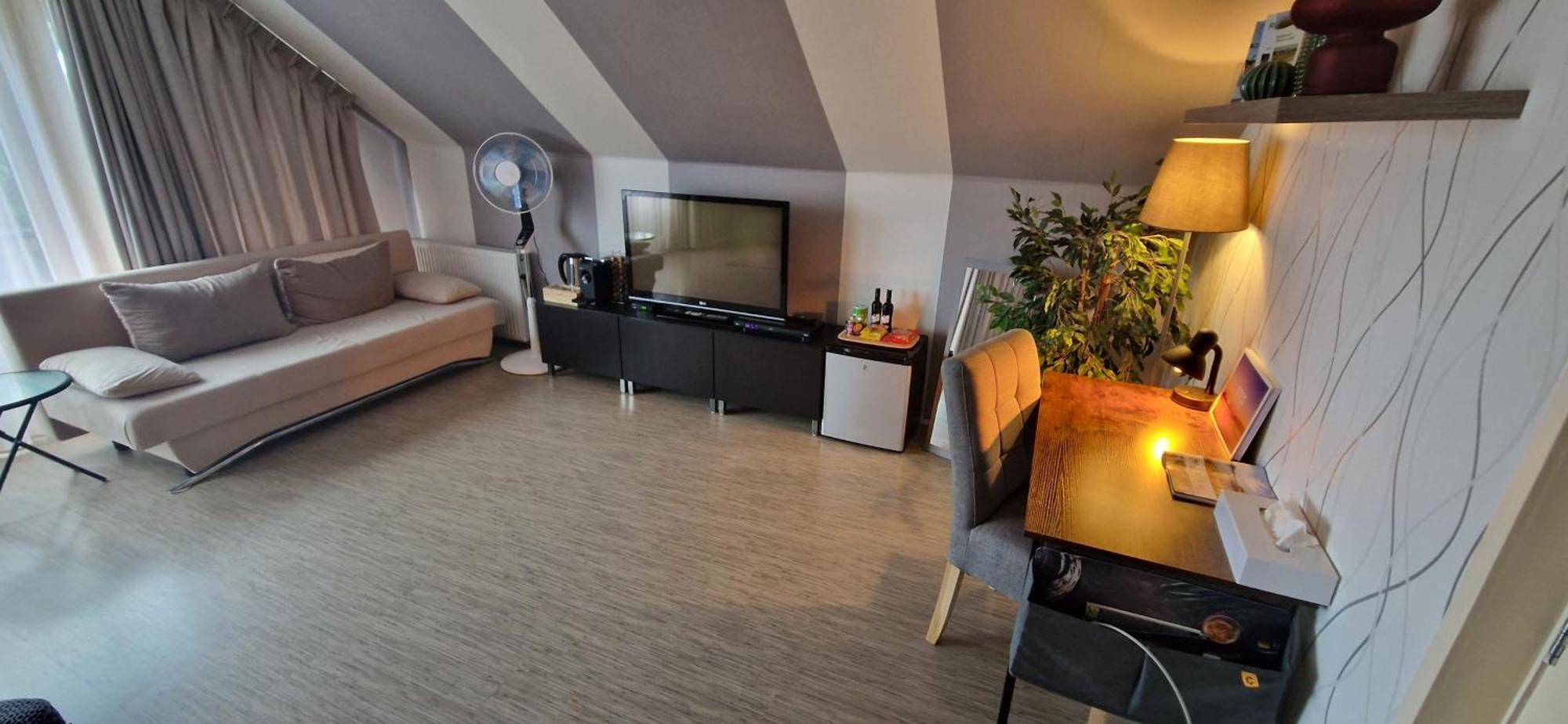 Bed & Breakfast Ravelin Rees Bagian luar foto